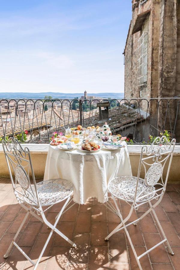 مبيت وإفطار سيينا Residenza D'Epoca Palazzo Borghesi المظهر الخارجي الصورة